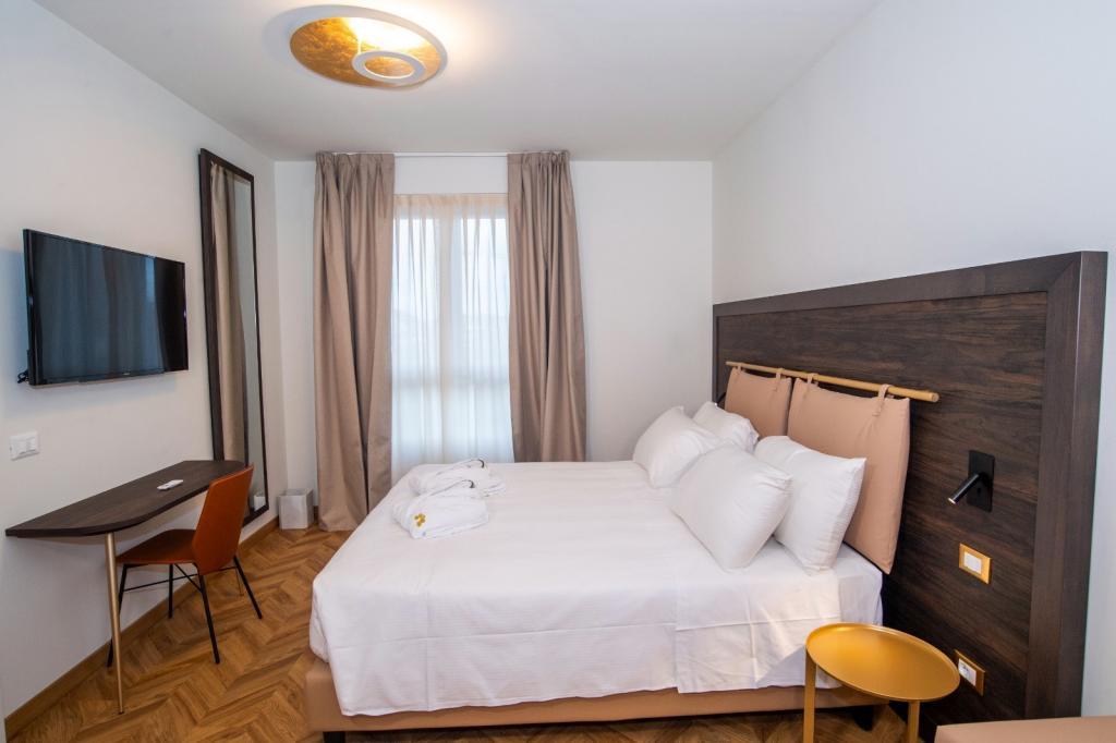 jacuzzi suite home 6